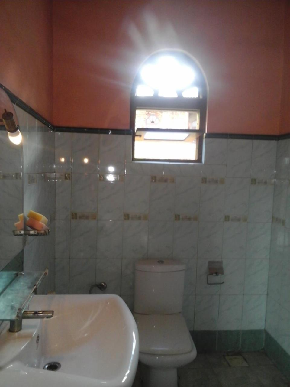 Colombo 20 Minutes By Train Apartment วัตตาลา ภายนอก รูปภาพ